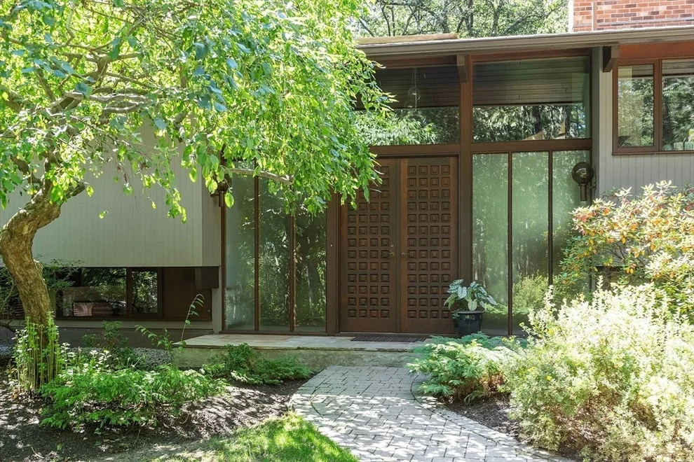 Unit for sale at 1030 Sudbury, Concord, MA 01742