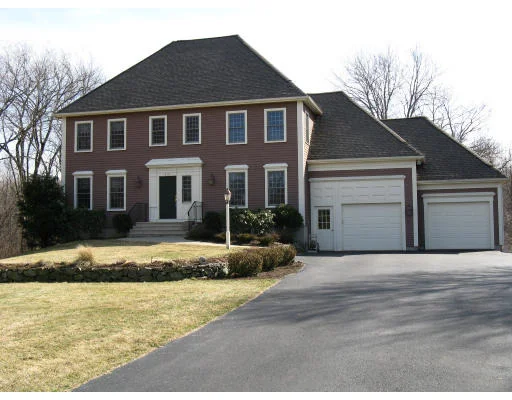 Unit for sale at 418 Davis St, Northborough, MA 01532
