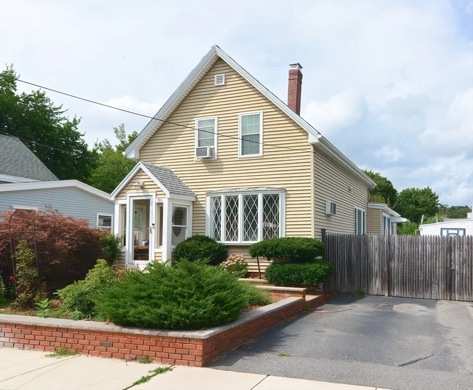 Unit for sale at 70 Tainter St, Medford, MA 02155
