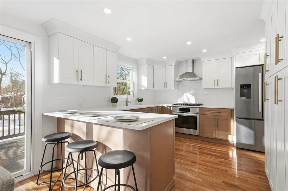 Unit for sale at 155 Mill St, Burlington, MA 01803