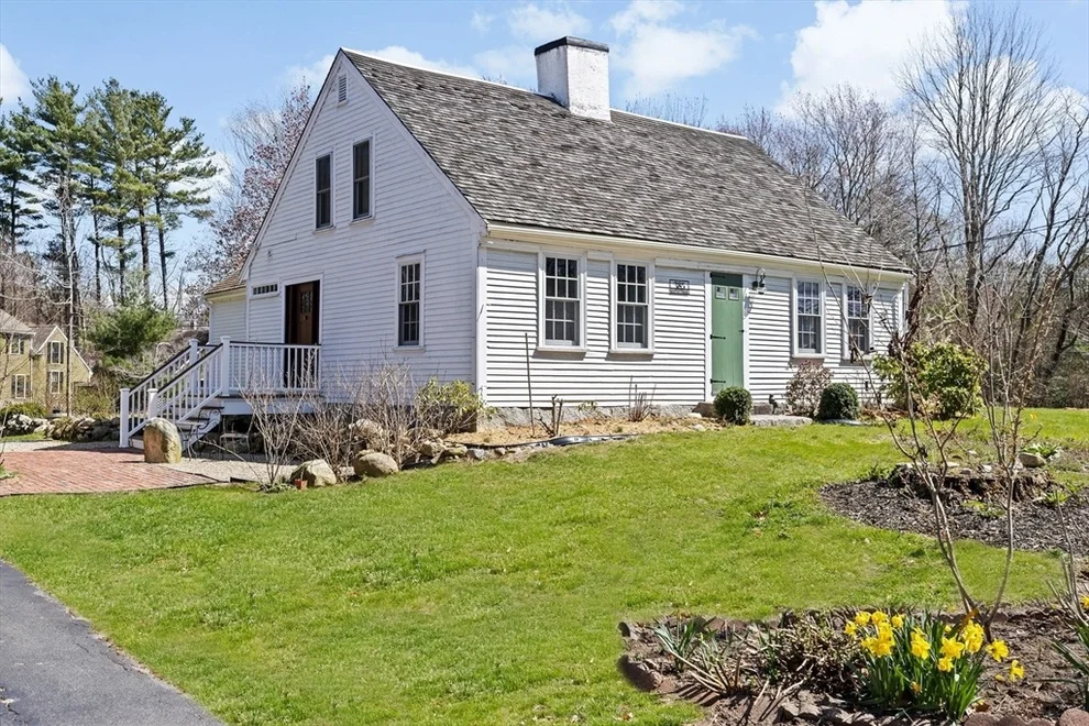 Unit for sale at 385 Whiting St, Hanover, MA 02339