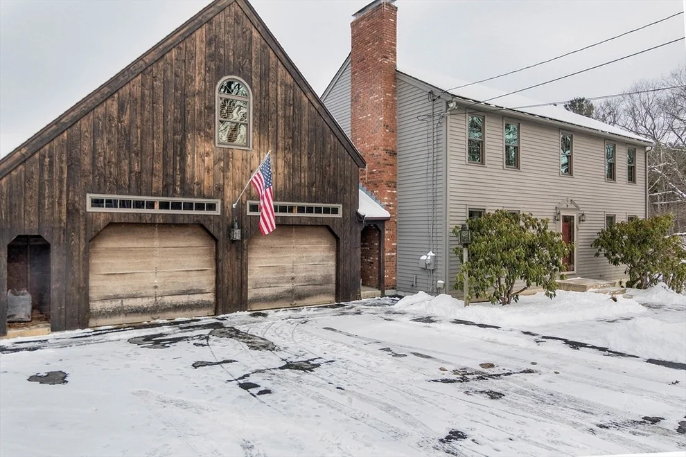 Unit for sale at 33 Prospect St, Rutland, MA 01543
