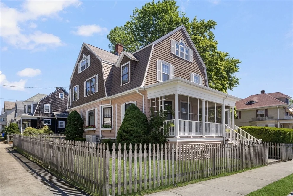 Unit for sale at 956 Maple St, Fall River, MA 02720