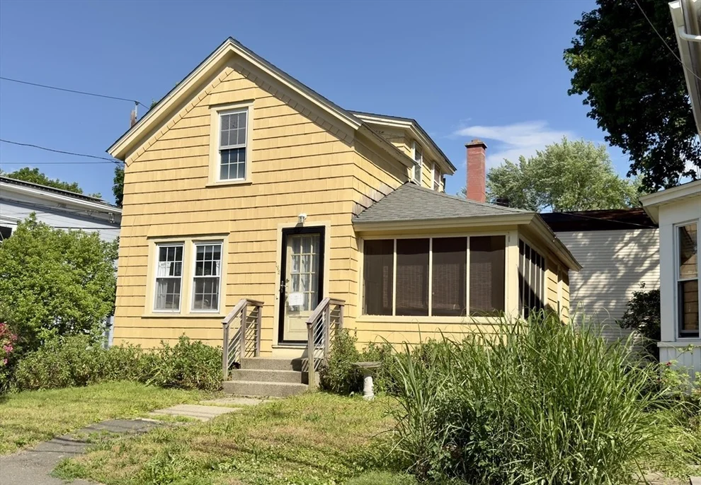 Unit for sale at 192 South St, Northampton, MA 01060