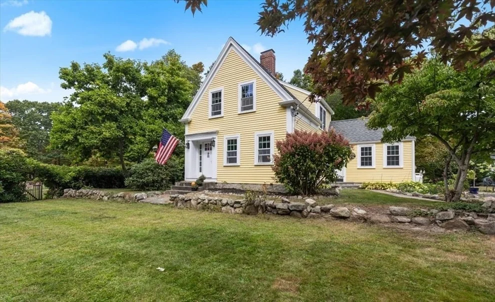 Unit for sale at 328 Summer Street, Norwell, MA 02061