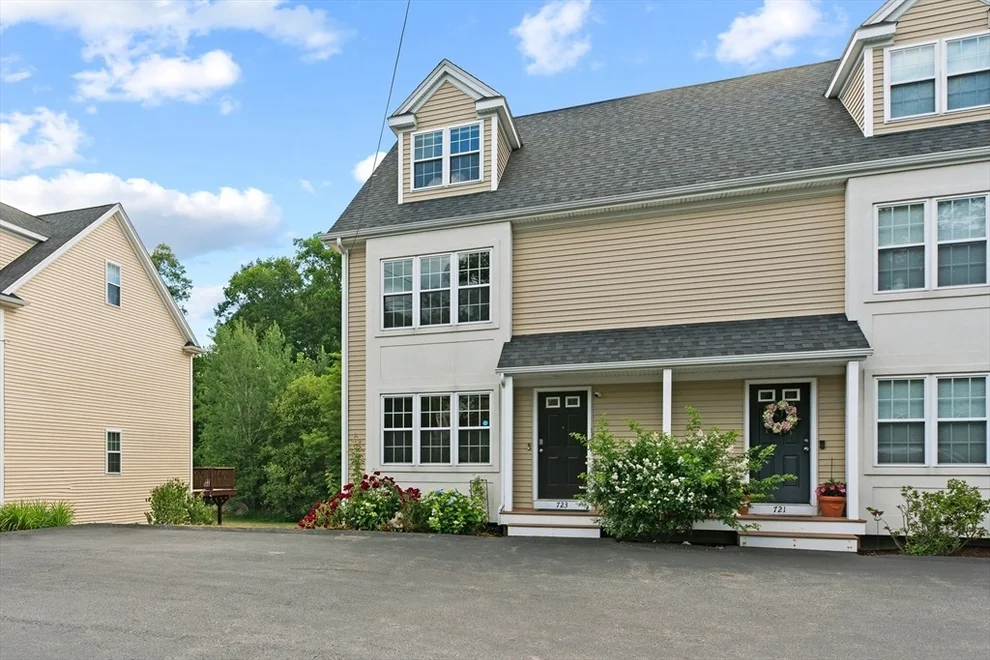 Unit for sale at 723 County St, Attleboro, MA 02703