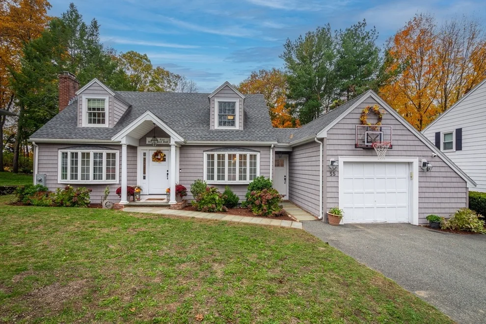 Unit for sale at 55 Boston Rock Rd, Melrose, MA 02176