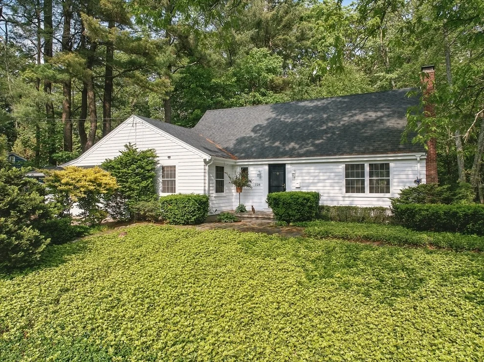 Unit for sale at 128 Lovell Rd, Holden, MA 01520
