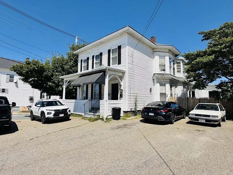 Unit for sale at 719 Main St, Clinton, MA 01510