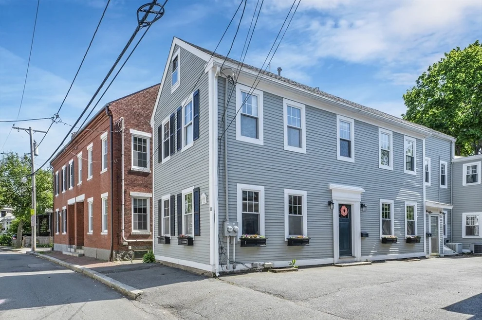 Unit for sale at 11 Williams St, Salem, MA 01970