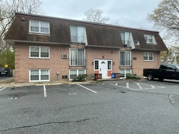 Unit for sale at 132 Boylston Lane, Lowell, MA 01850