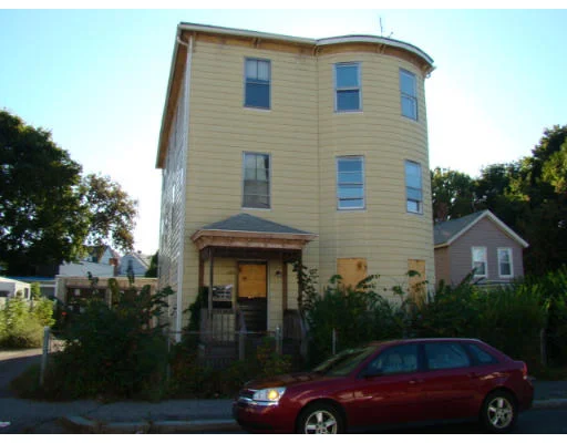 Unit for sale at 21 Camp, Worcester, MA 01603