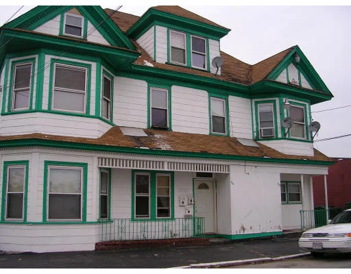 Unit for sale at 154-156 Farnham St, Lawrence, MA 01843
