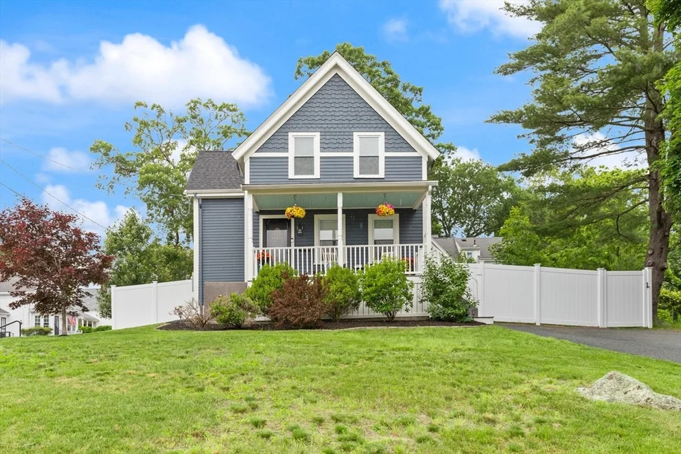 Unit for sale at 5 Myrtle St, Norwood, MA 02062