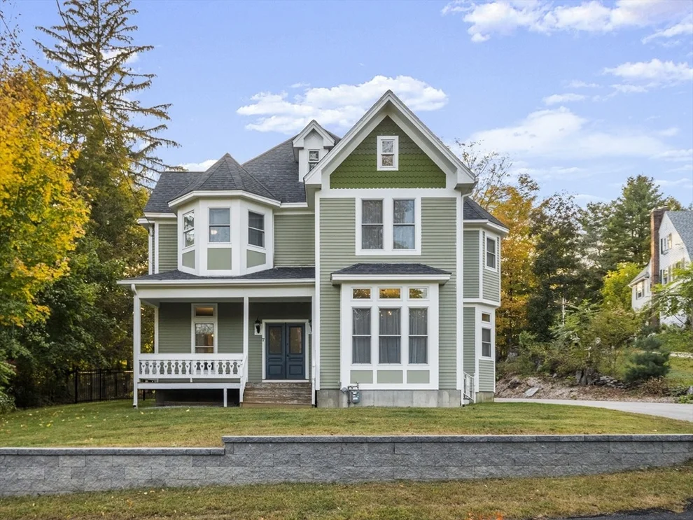 Unit for sale at 7 Elm St, Pepperell, MA 01463