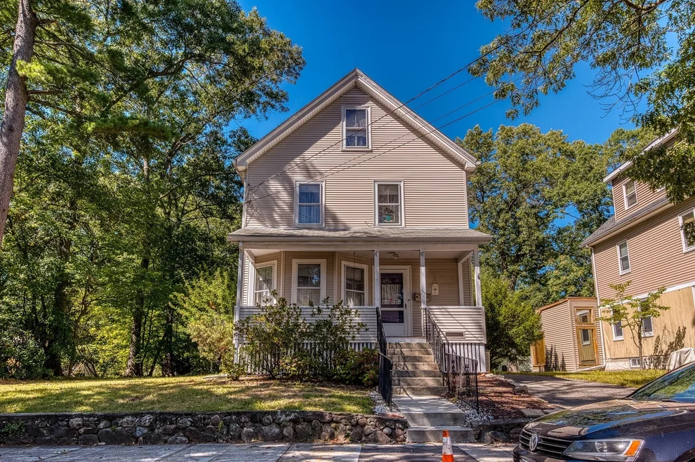 Unit for sale at 17 Tudor Terrace, Newton, MA 02466