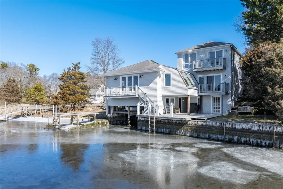 Unit for sale at 818 South Main Street, Barnstable, MA 02632