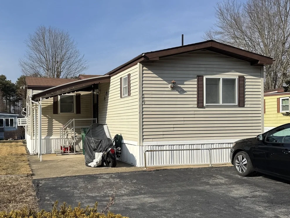 Unit for sale at 250 Mansfield Ave, Norton, MA 02766