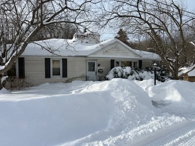Unit for sale at 21 Baxter St, Worcester, MA 01602