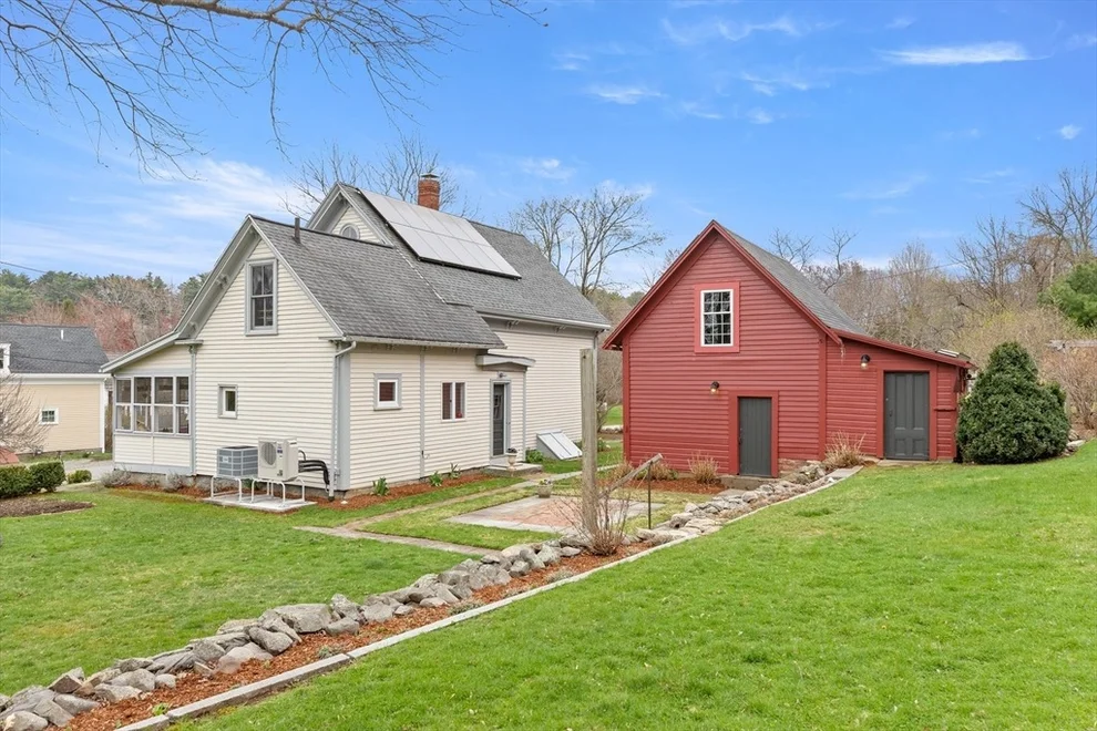 Unit for sale at 35 Addison Street, Essex, MA 01929