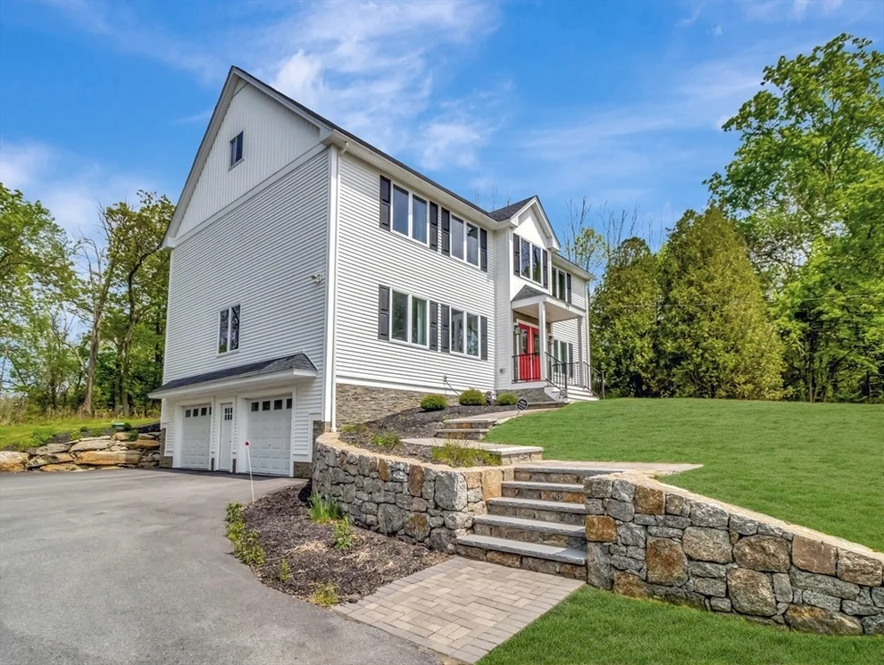 Unit for sale at 77 Park St, Mendon, MA 01756