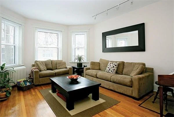 Unit for sale at 82 Browne St, Brookline, MA 02446