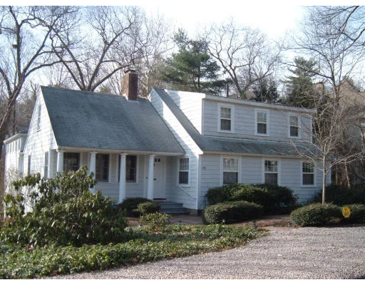 Unit for sale at 150 Glen Rd, Wellesley, MA 02481