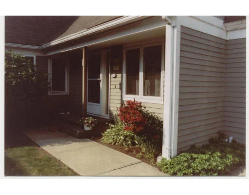 Unit for sale at 140 Stone Ridge, Franklin, MA 02038