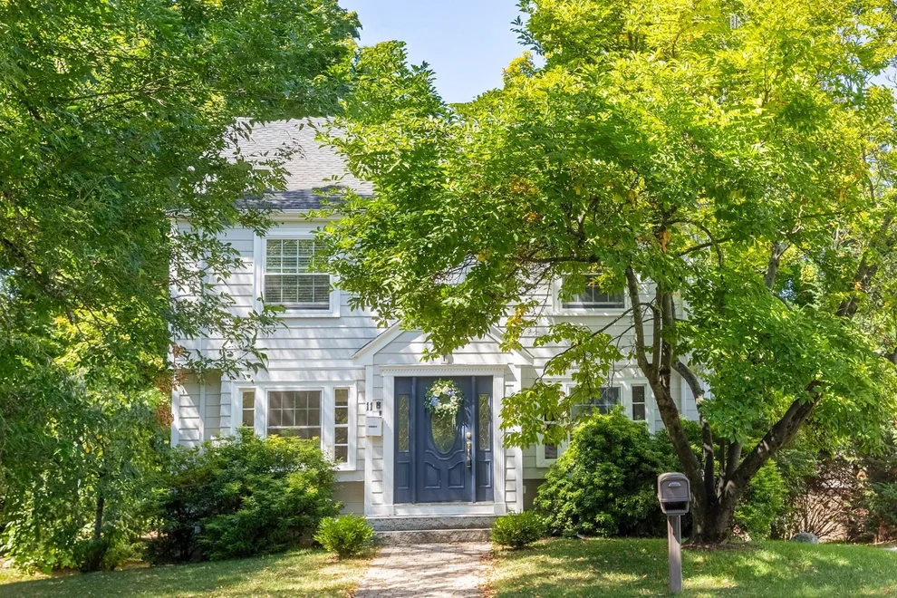 Unit for sale at 9 Wessex Road, Newton, MA 02459