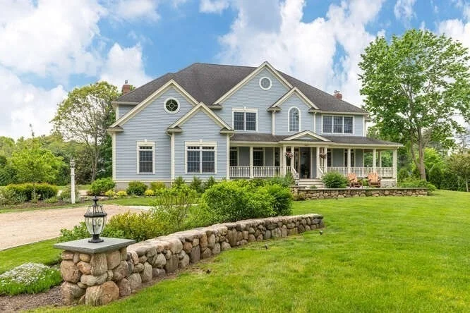 Unit for sale at 343 Bay Rd, Hamilton, MA 01982