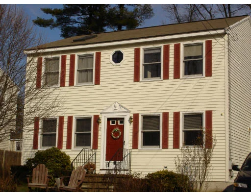 Unit for sale at 8 Roosevelt Ave, Dracut, MA 01826