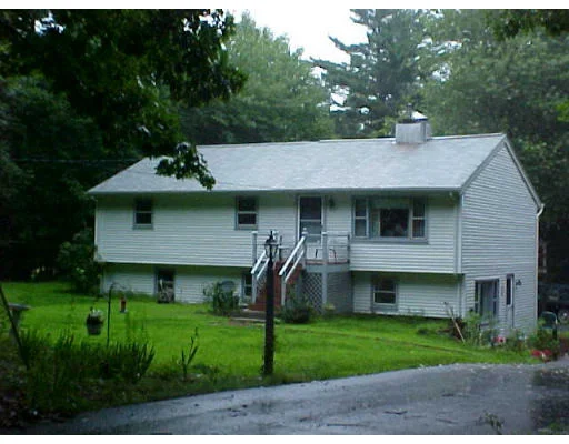 Unit for sale at 164 Perry Street, Douglas, MA 01516