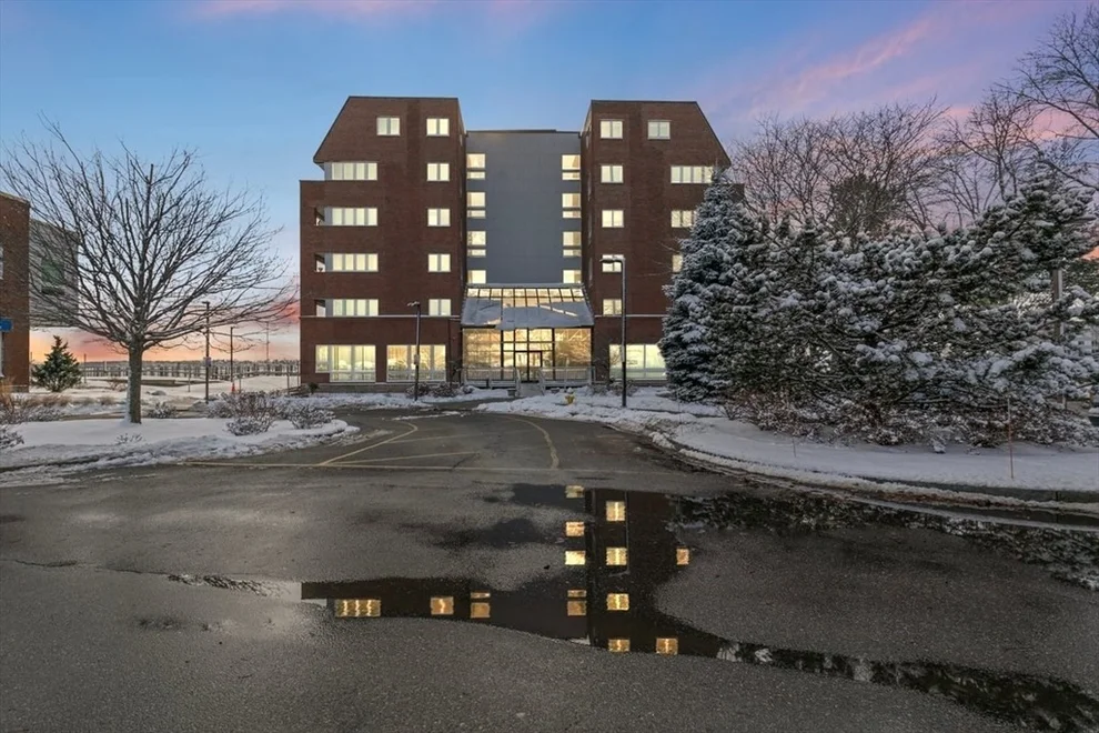 Unit for sale at 154 Lynnway, Lynn, MA 01902