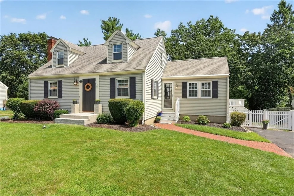 Unit for sale at 39 Gerard Rd, Norwell, MA 02061