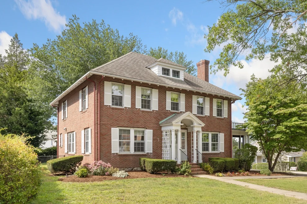 Unit for sale at 525 Lynn Fells Parkway, Melrose, MA 02176