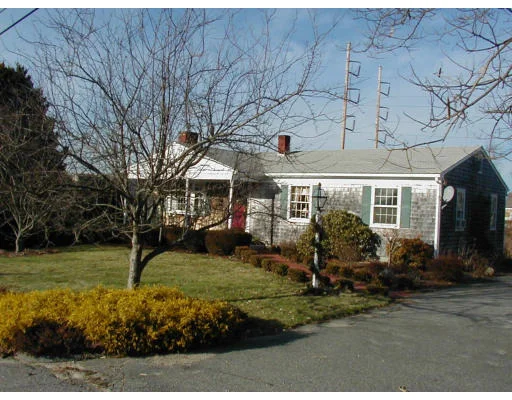 Unit for sale at 14 Salisbury Street, Tiverton, RI 02878