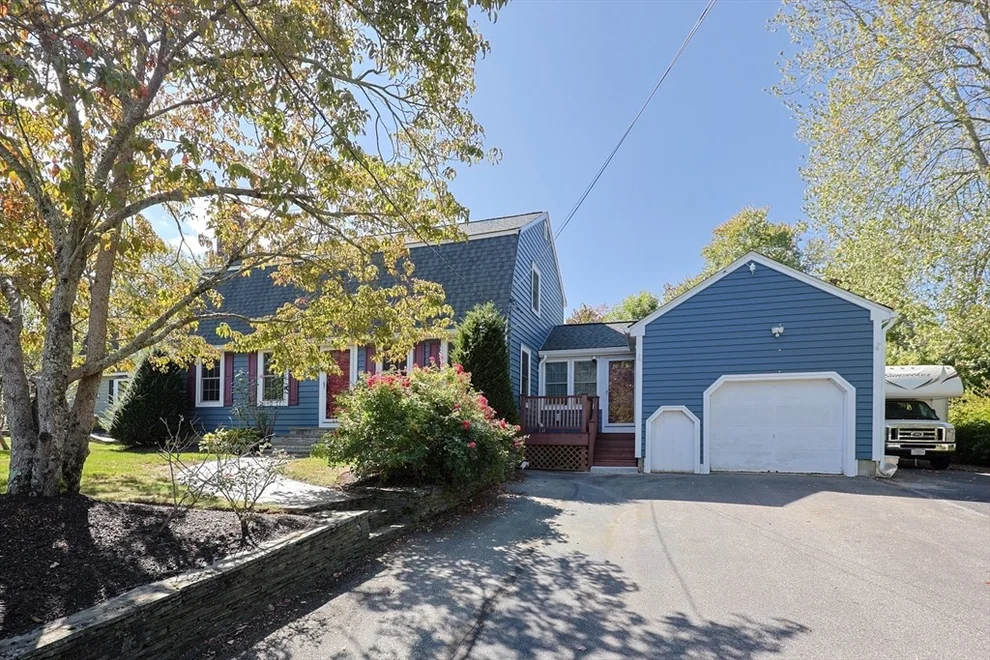 Unit for sale at 22 Whitewood Rd, Milford, MA 01757