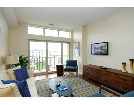 Unit for sale at 4 Repton Circle, Watertown, MA 02472