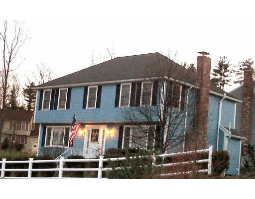 Unit for sale at 5 Vose Hill Rd, Maynard, MA 01754