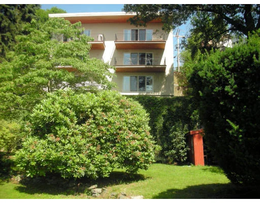 Unit for sale at 252 Pleasant St, Arlington, MA 02476