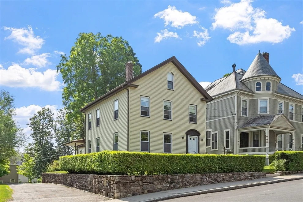 Unit for sale at 93 Chapin St, Southbridge, MA 01550