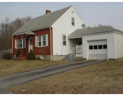 Unit for sale at 421 S Franklin St, Holbrook, MA 02343
