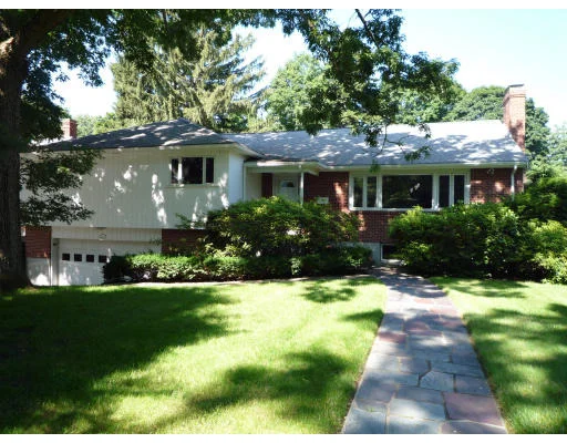 Unit for sale at 311 Chestnut St, Newton, MA 02465