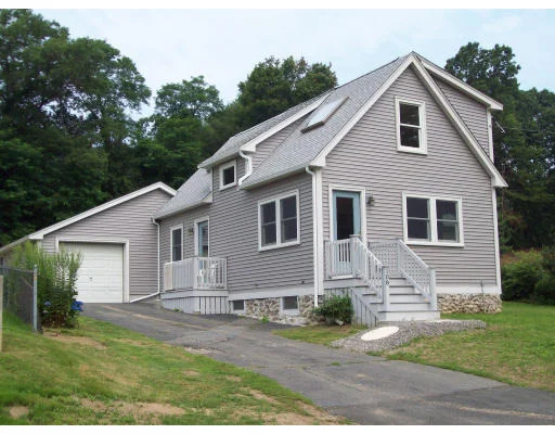 Unit for sale at 108 Goodale St, Haverhill, MA 01830