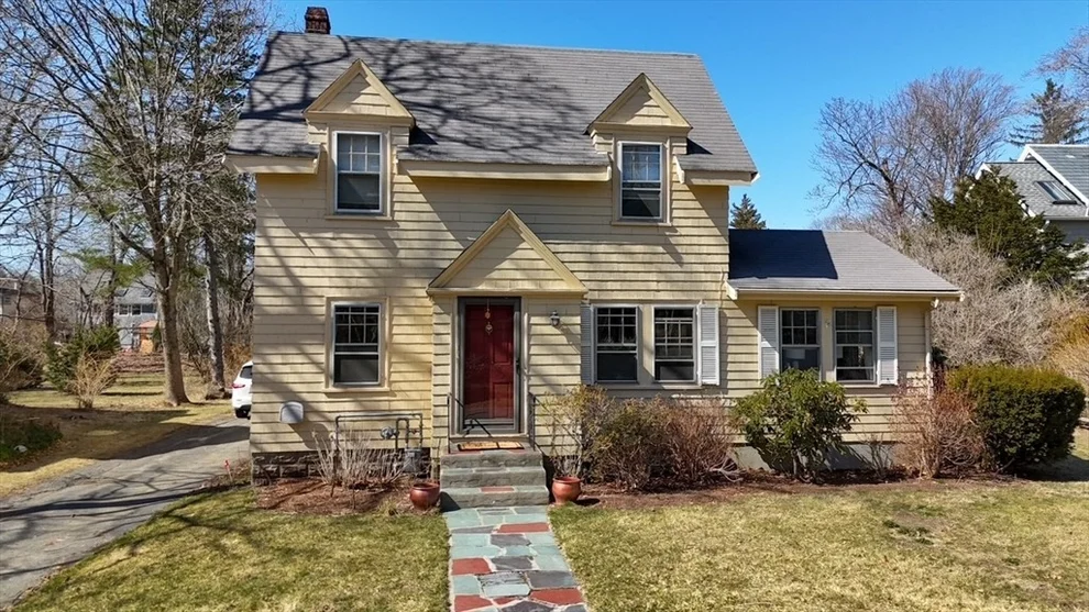 Unit for sale at 17 Schaller St, Wellesley, MA 02482