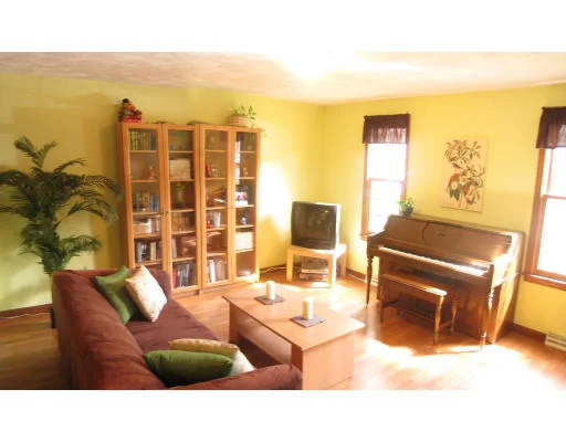 Unit for sale at 871 Wellman Ave, Chelmsford, MA 01863