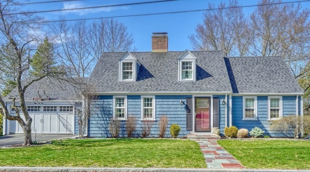 Unit for sale at 18 Ellis Farm Lane, Melrose, MA 02176