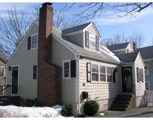 Unit for sale at 102 Elm Street, Marblehead, MA 01945