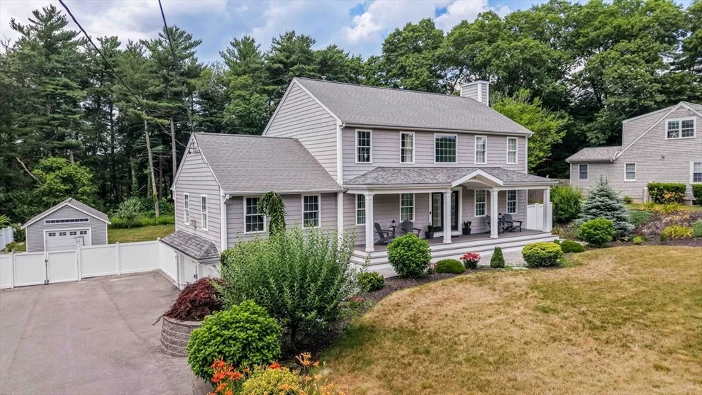 Unit for sale at 489 Main St, Acushnet, MA 02743