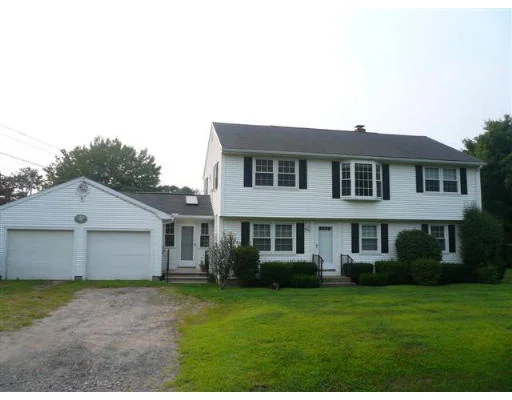 Unit for sale at 715 Westfield Rd, Holyoke, MA 01040